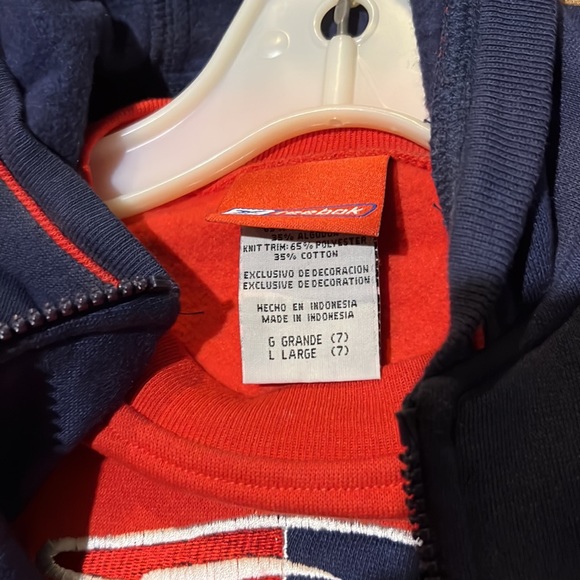 Boys Large New England Patriots Sweatshirt, Sweatpant, and Hooded Vest Combo - Picture 4 of 5